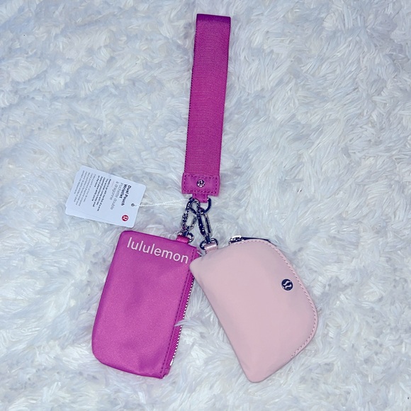 Lululemon Dual Pouch Wristlet Color POW Pink Tone / Flush Pink NWT - Picture 2 of 8